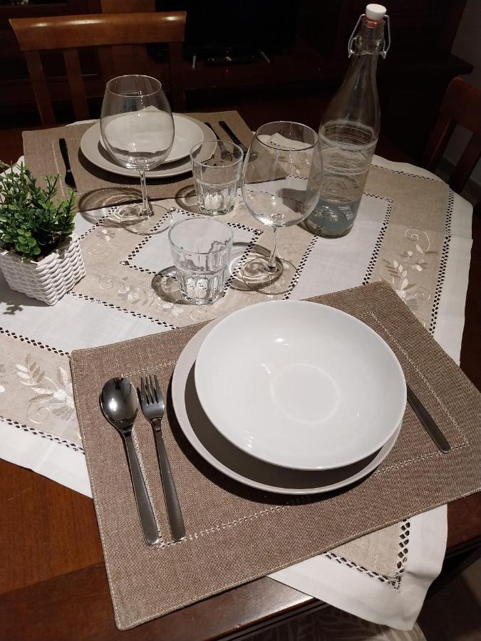 Casa Cozy - Comodo Appartamento In Asti Centro ภายนอก รูปภาพ
